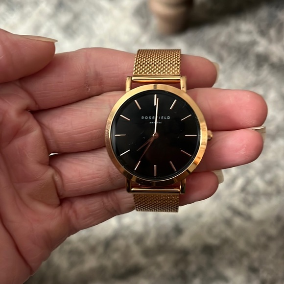 Rose gold rosefield watch. Mesh band - Picture 1 of 3